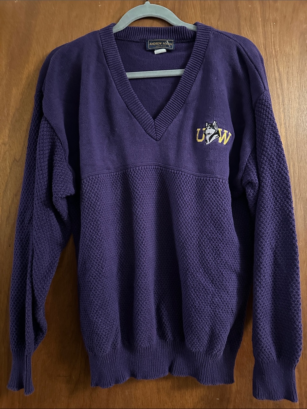 Andrew Rohan V‑Neck Purple Sweater with UW Embroidered Logo Size M Made in USA